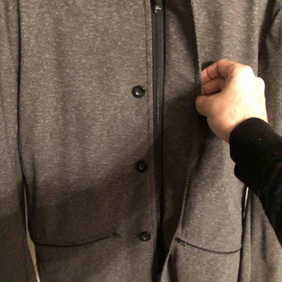 Lululemon slim fit jacket - jogger - Picture 3 of 7